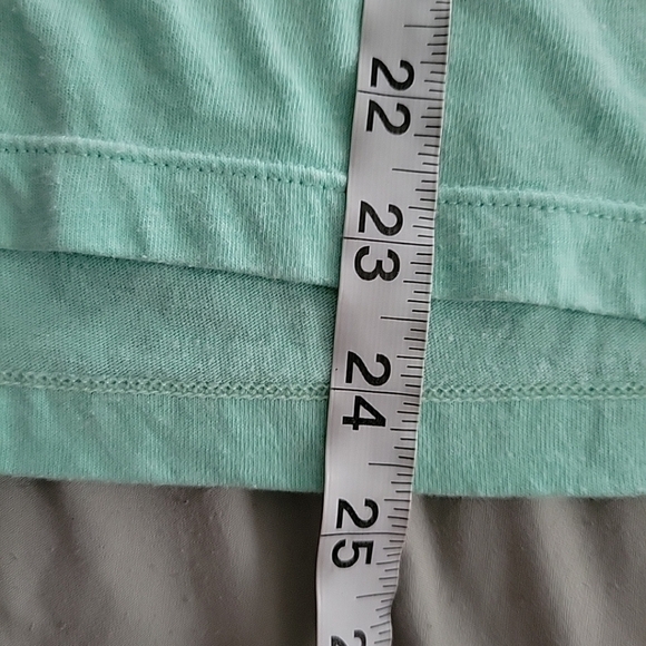 Reebok Girl's Long Sleeve Shirt - Picture 11 of 11